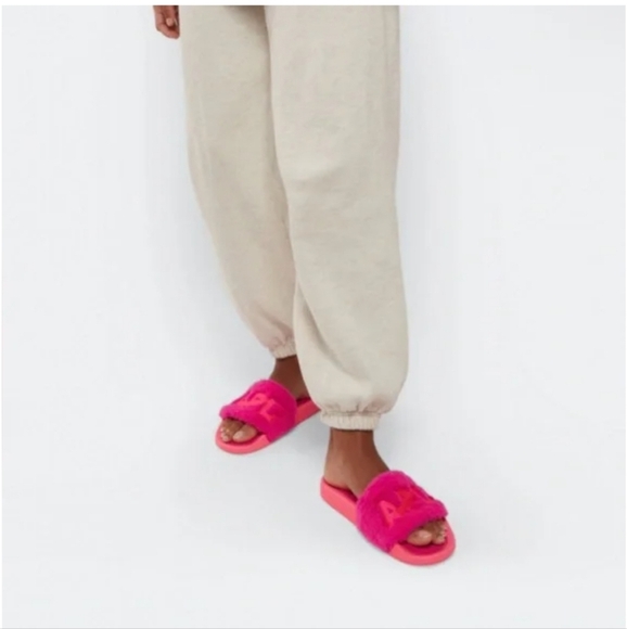 NIB! APL, Women's Sherling Slide, Neon Pink, Size 8, MSRP $195 - Picture 4 of 8